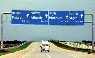 Direction board on a roadway